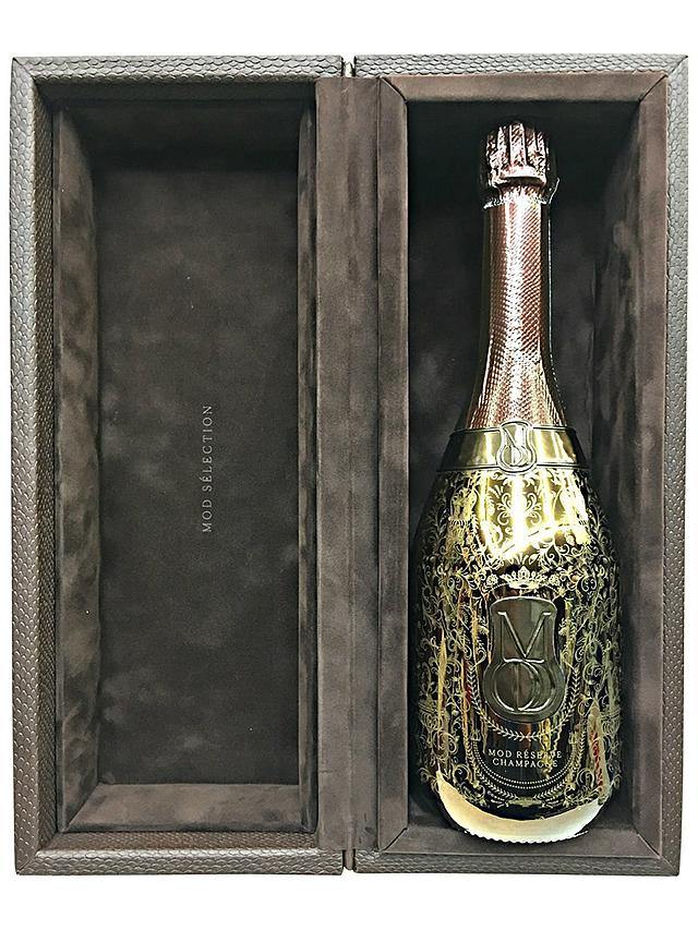 MOD Selection Reserve Champagne in box